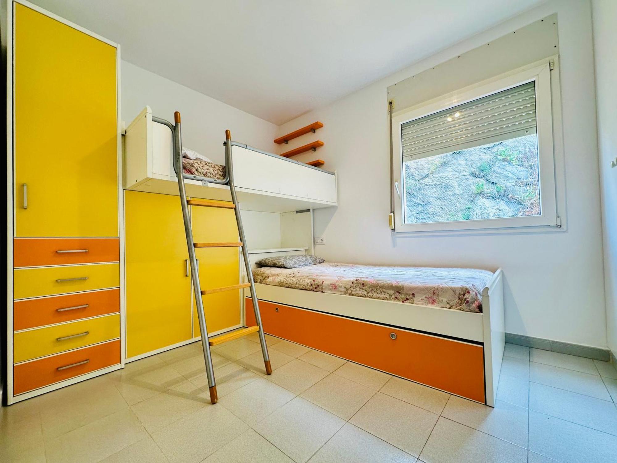 Roc Mar 3 3D - Apartamento Cerca Del Centro Y De La Playa - Terraza Con Vistas Al Mar Y Al Puerto Roses Luaran gambar
