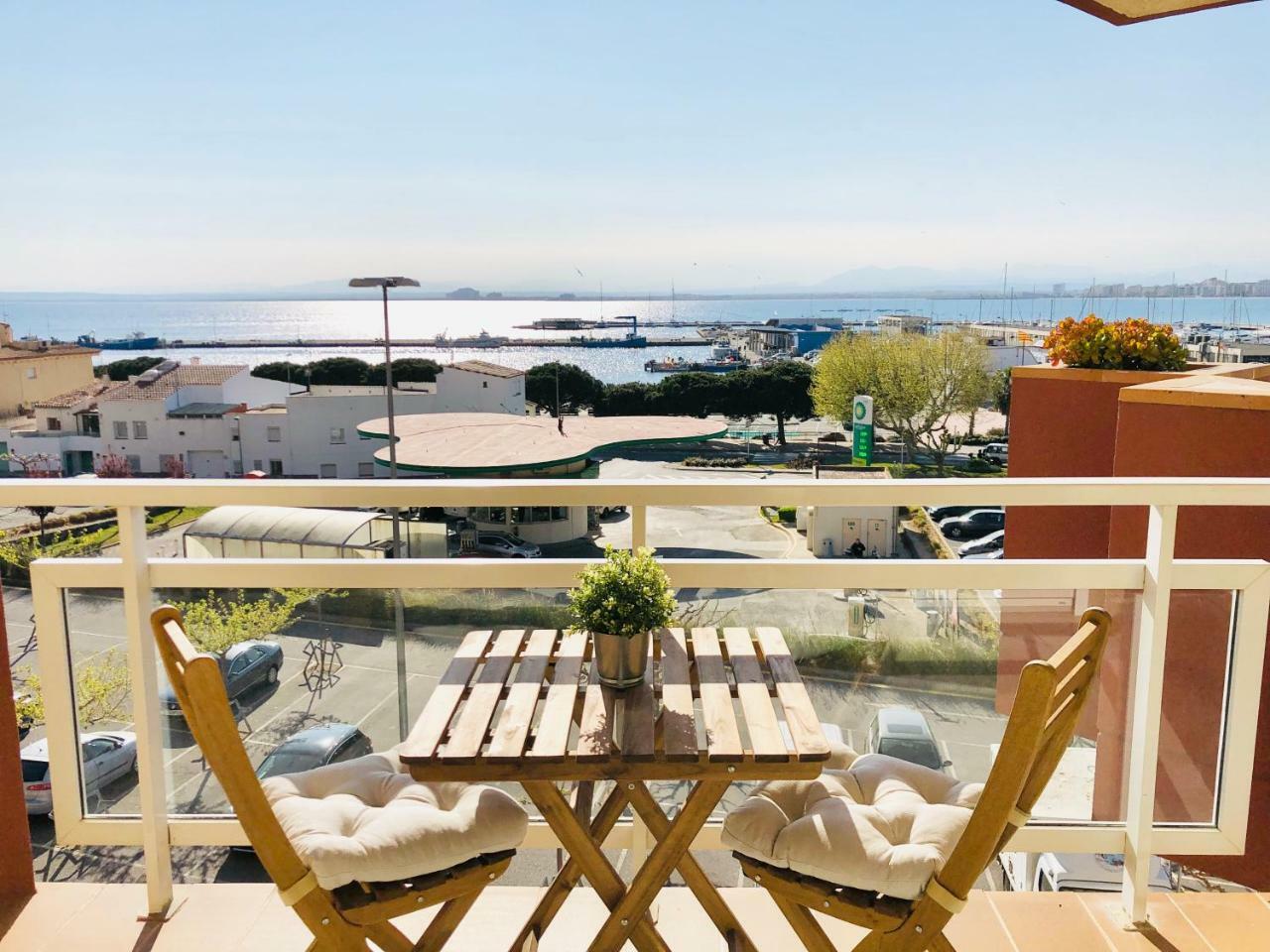 Roc Mar 3 3D - Apartamento Cerca Del Centro Y De La Playa - Terraza Con Vistas Al Mar Y Al Puerto Roses Luaran gambar