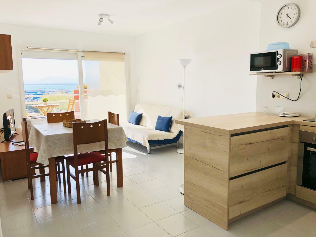 Roc Mar 3 3D - Apartamento Cerca Del Centro Y De La Playa - Terraza Con Vistas Al Mar Y Al Puerto Roses Luaran gambar
